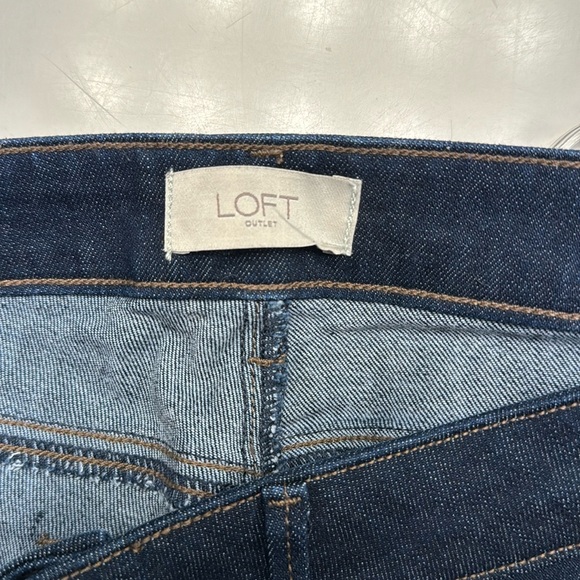 Loft Outlet Curvy Skinny Jeans Dark Wash Size 12 - Picture 3 of 13